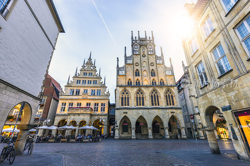 Münster Prinzipalmarkt与市政厅，德国